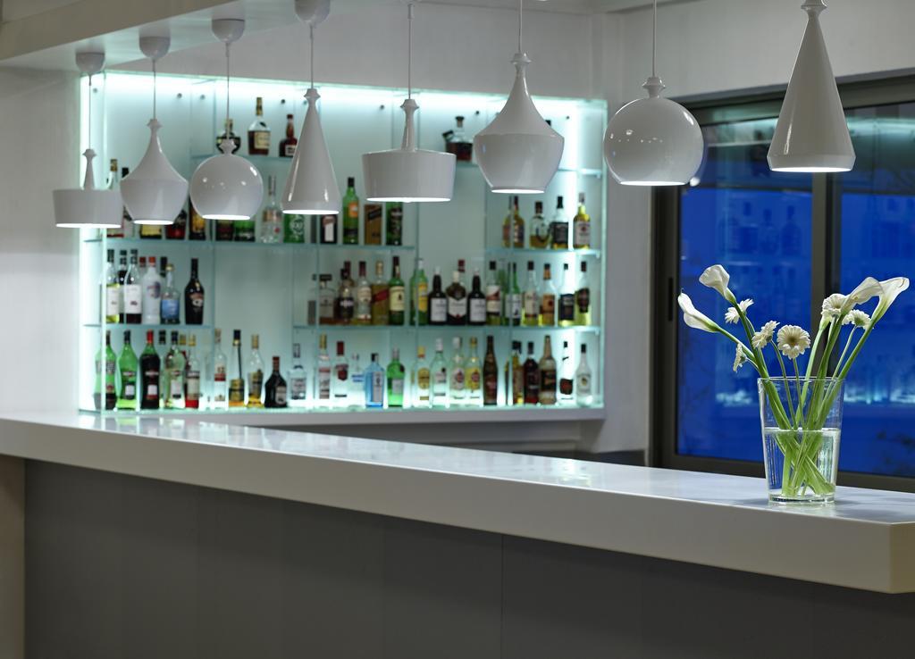 Amarilia Hotel Vouliagmeni Exterior photo