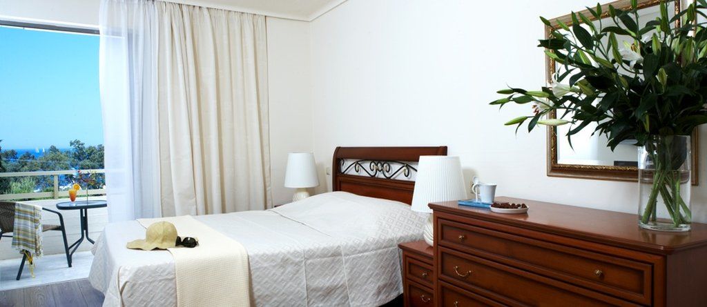 Amarilia Hotel Vouliagmeni Exterior photo